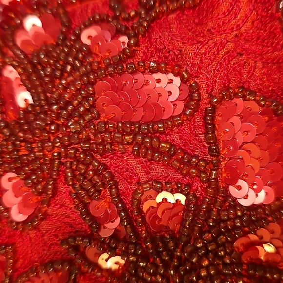 "Eyeful" Vintage Elegant Red Sequin and Beaded Party Clutch, Made in India. - Picture 3 of 13